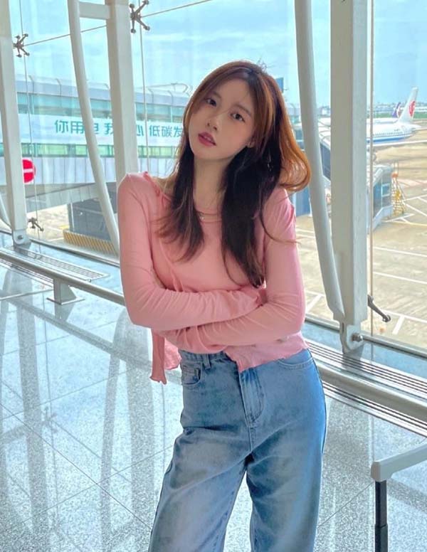 巴黎外围女大学生