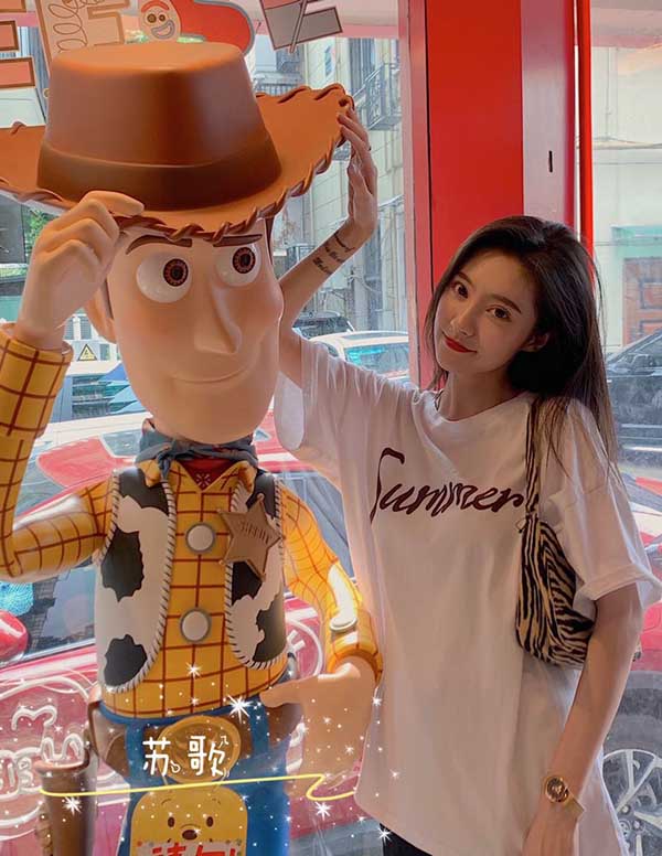 新加坡伴游招聘